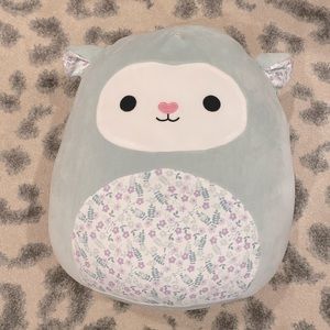 Relinda 16” Squishmallow Easter 2022 🤍